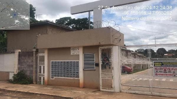Apartamento - 2 Quartos - Luziania - Ocupado — foto 2