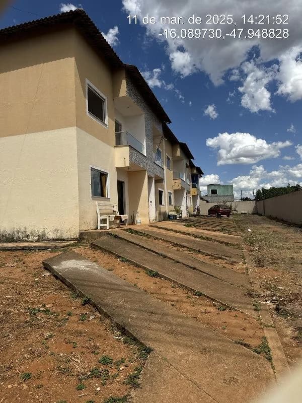 Apartamento - 2 Quartos - Cidade Ocidental - Ocupado — foto 2