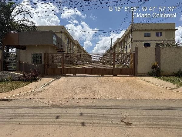 Apartamento - 2 Quartos - Cidade Ocidental - Ocupado — foto 2