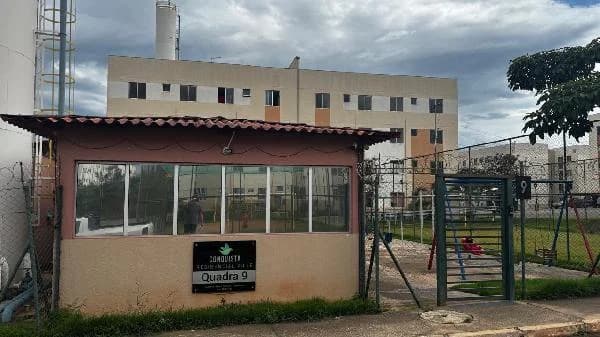 Apartamento - 2 Quartos - Luziania - Ocupado — foto 2