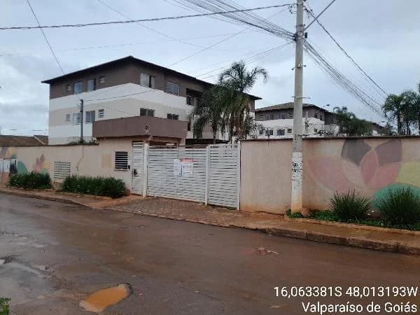 Apartamento - 2 Quartos - Valparaiso de Goias - Ocupado — foto 2