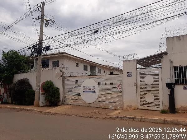 Apartamento - 2 Quartos - Valparaiso de Goias - Ocupado — foto 2