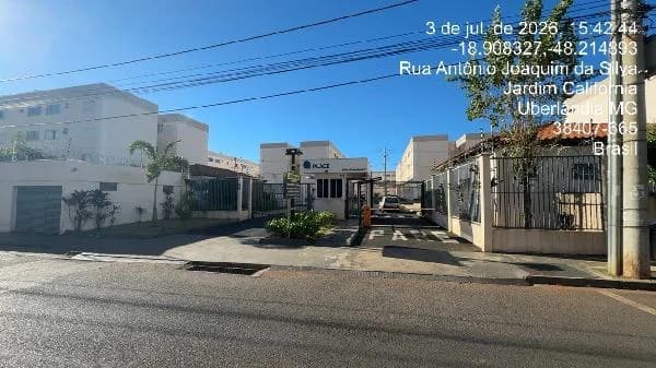 Apartamento - 2 Quartos - Uberlandia - Ocupado — foto 2