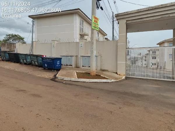 Apartamento - 2 Quartos - Luziania - Ocupado — foto 2