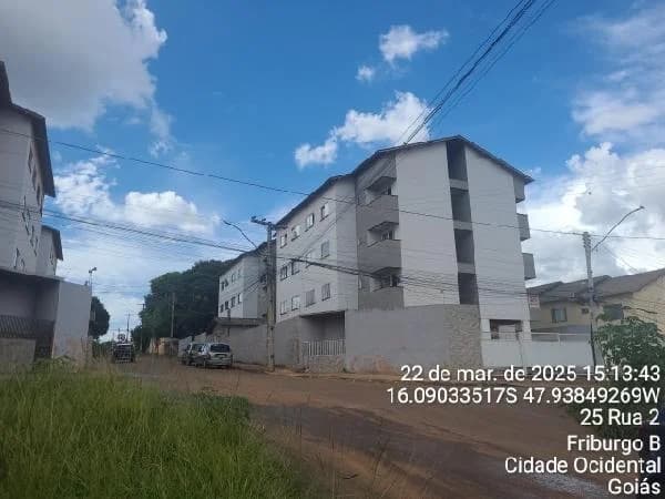 Apartamento - 2 Quartos - Cidade Ocidental - Ocupado — foto 2