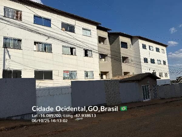 Apartamento - 2 Quartos - Cidade Ocidental - Ocupado — foto 2