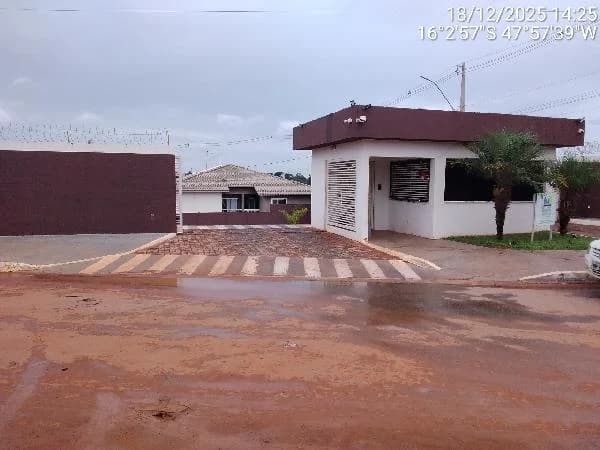 Apartamento - 2 Quartos - Valparaiso de Goias - Ocupado — foto 2