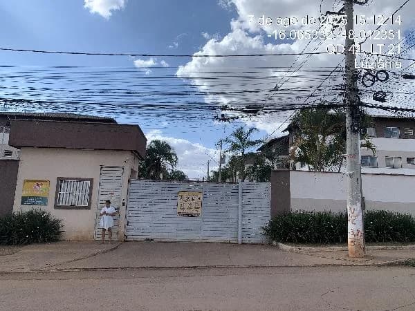 Apartamento - 2 Quartos - Valparaiso de Goias - Ocupado — foto 2