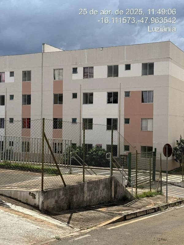 Apartamento - 2 Quartos - Luziania - Ocupado — foto 2