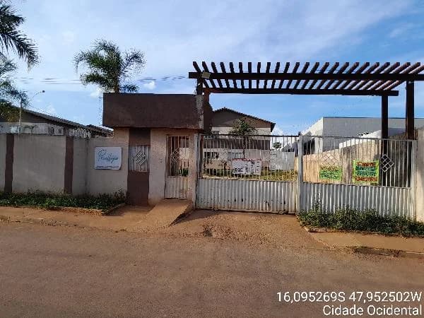 Apartamento - 2 Quartos - Cidade Ocidental - Ocupado — foto 2
