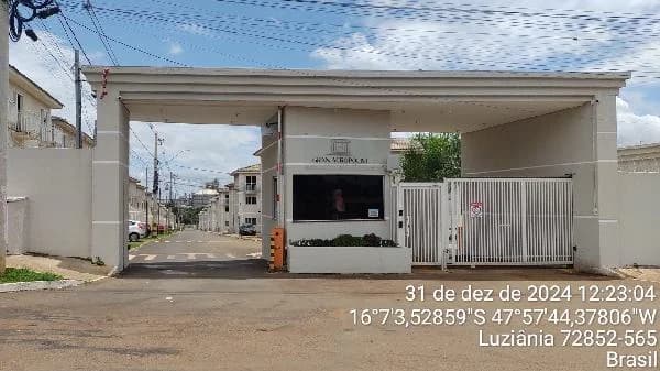 Apartamento - 2 Quartos - Luziania - Ocupado — foto 2