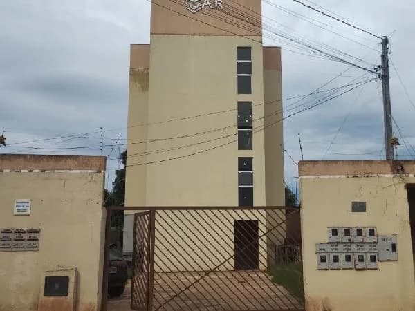 Apartamento - 2 Quartos - Cidade Ocidental - Ocupado — foto 2