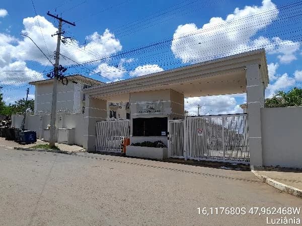 Apartamento - 2 Quartos - Luziania - Ocupado — foto 2