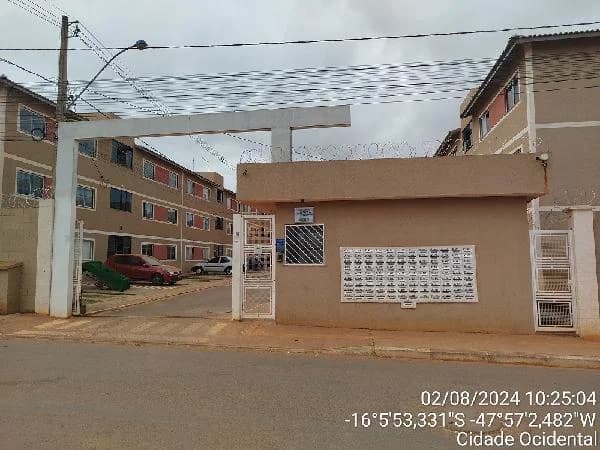 Apartamento - 2 Quartos - Cidade Ocidental - Ocupado — foto 2