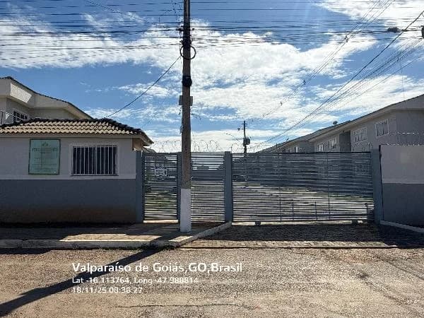Apartamento - 2 Quartos - Valparaiso de Goias - Ocupado — foto 2