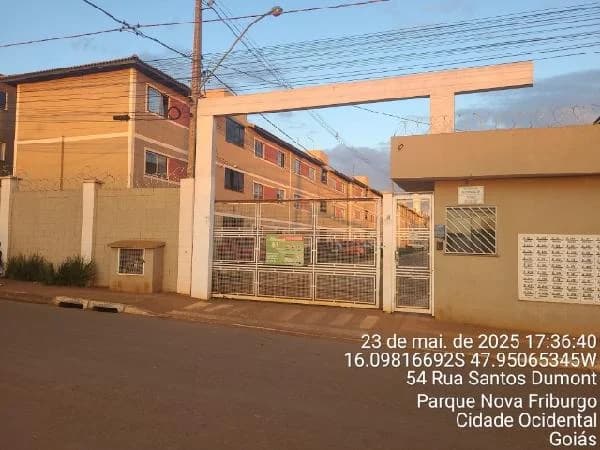 Apartamento - 2 Quartos - Cidade Ocidental - Ocupado — foto 2