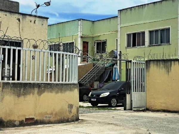 Apartamento - 2 Quartos - Sao Goncalo - Ocupado — foto 2
