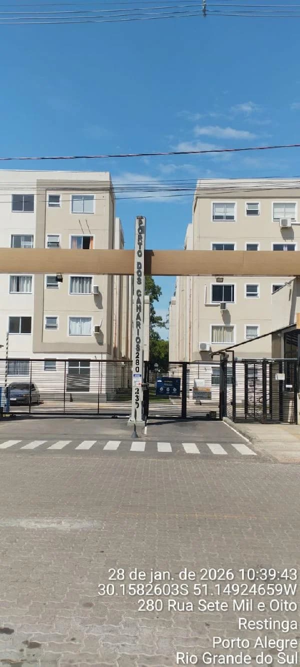 Apartamento - 2 Quartos - Porto Alegre - Ocupado — foto 2