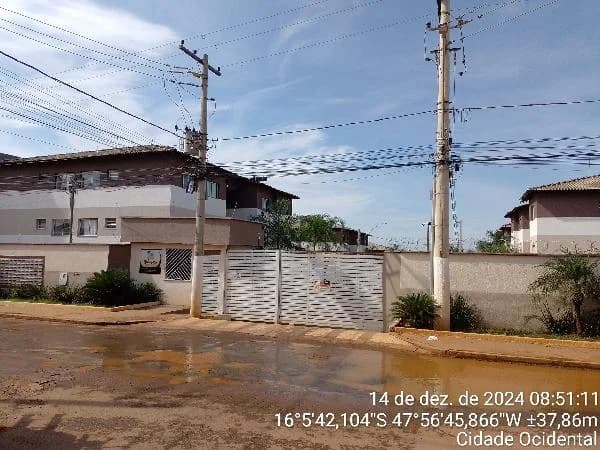 Apartamento - 2 Quartos - Cidade Ocidental - Ocupado — foto 2