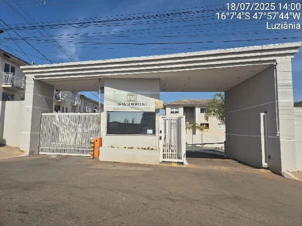 Apartamento - 2 Quartos - Luziania - Ocupado — foto 2
