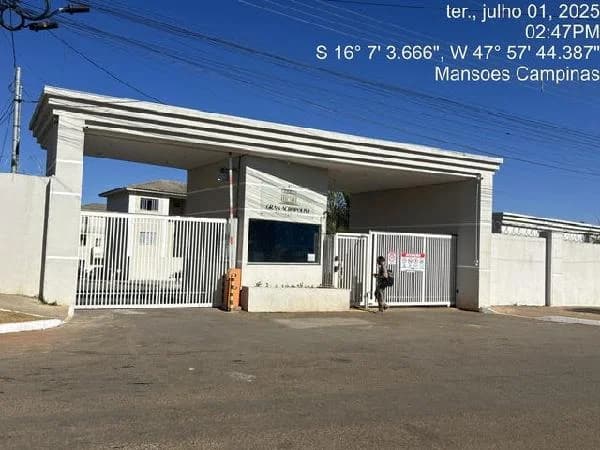 Apartamento - 2 Quartos - Luziania - Ocupado — foto 2