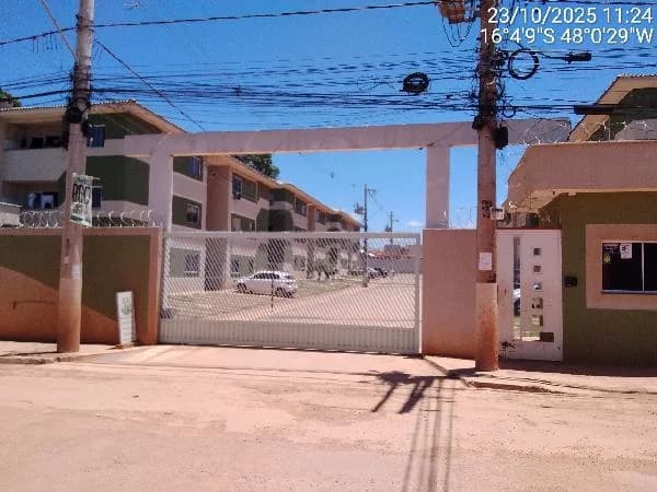 Apartamento - 2 Quartos - Valparaiso de Goias - Ocupado — foto 2