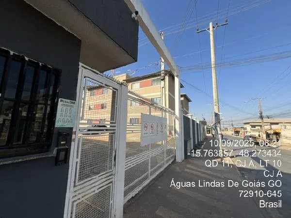 Apartamento - 2 Quartos - Aguas Lindas de Goias - Ocupado — foto 2