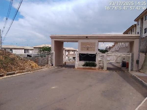 Apartamento - 3 Quartos - Luziania - Ocupado — foto 2