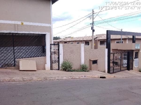 Apartamento - 2 Quartos - Valparaiso de Goias - Ocupado — foto 2