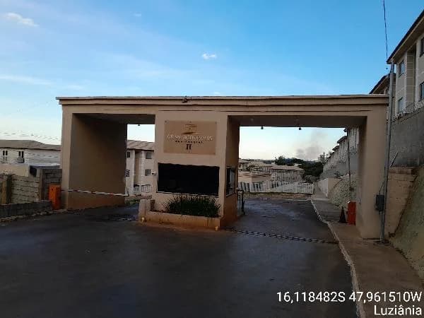 Apartamento - 2 Quartos - Luziania - Ocupado — foto 2