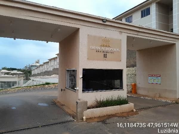 Apartamento - 2 Quartos - Luziania - Ocupado — foto 2