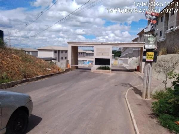 Apartamento - 2 Quartos - Luziania - Ocupado — foto 2