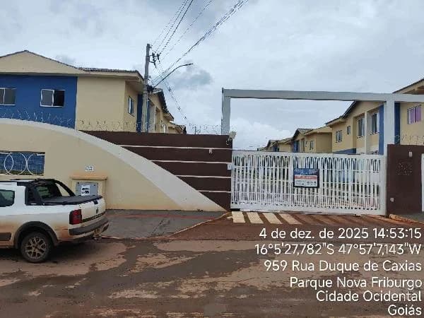 Apartamento - 2 Quartos - Cidade Ocidental - Ocupado — foto 2