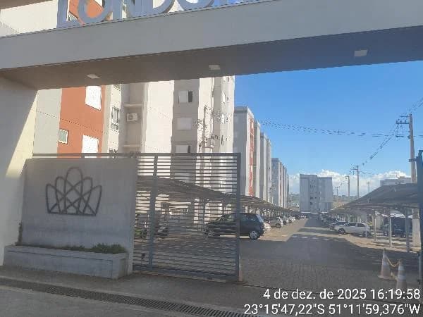 Apartamento - 2 Quartos - Londrina - Desocupado — foto 2
