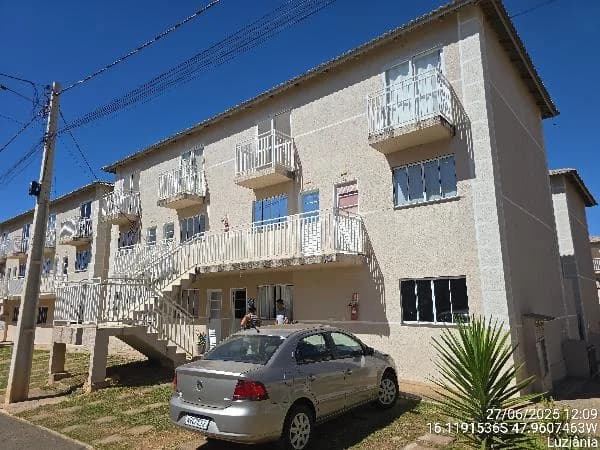 Apartamento - 2 Quartos - Luziania - Ocupado — foto 2
