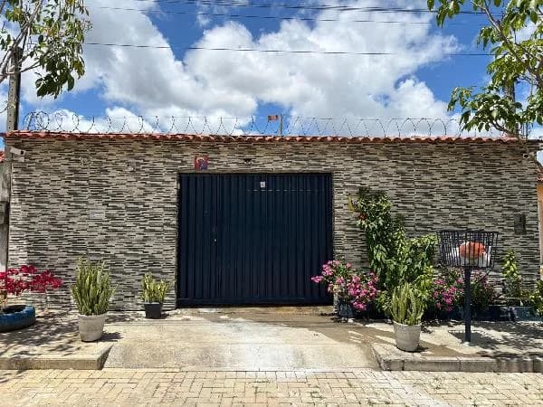 Casa - 2 Quartos - Igarassu - Ocupado — foto 2