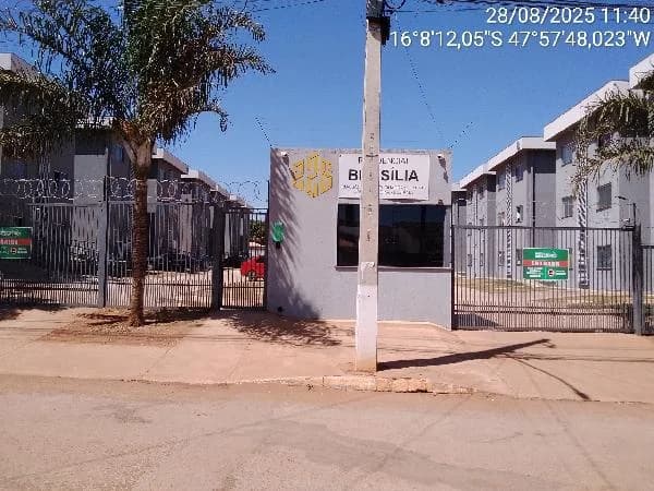 Apartamento - 2 Quartos - Luziania - Ocupado — foto 2