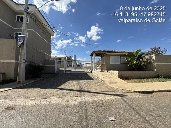 Apartamento - 2 Quartos - Valparaiso de Goias - Ocupado — foto 2