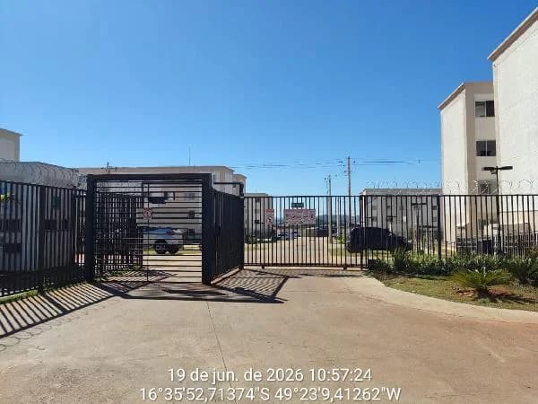 Apartamento - 2 Quartos - Goiania - Ocupado — foto 2