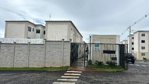Apartamento - 2 Quartos - Goiania - Ocupado — foto 2