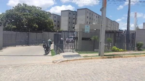 Apartamento - 2 Quartos - Camaragibe - Desocupado — foto 2