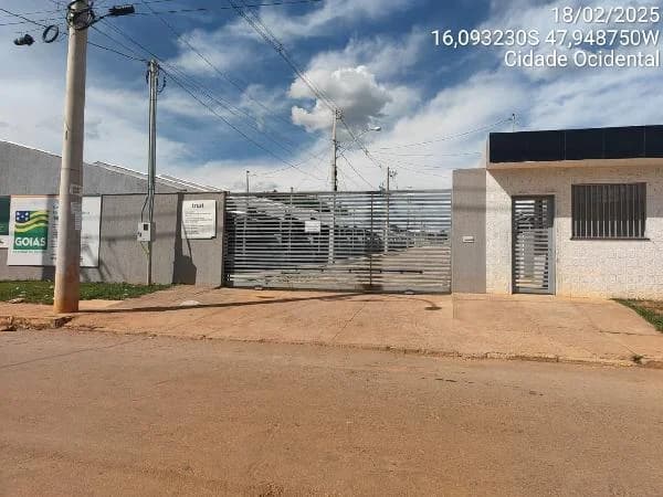 Casa - 2 Quartos - Cidade Ocidental - Ocupado — foto 2