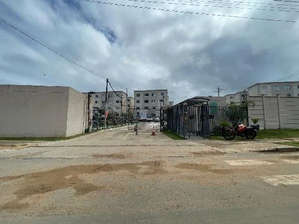 Apartamento - 2 Quartos - Camacari - Ocupado — foto 2