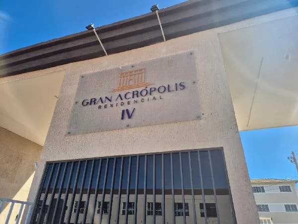 Apartamento - 2 Quartos - Valparaiso de Goias - Ocupado — foto 2
