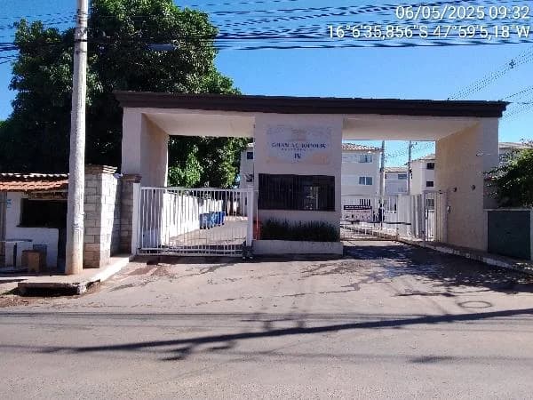 Apartamento - 2 Quartos - Valparaiso de Goias - Ocupado — foto 2