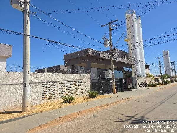 Apartamento - 2 Quartos - Cidade Ocidental - Ocupado — foto 2