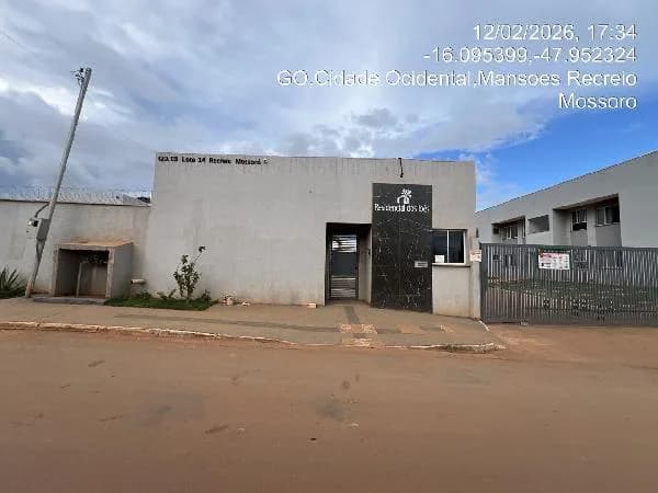 Apartamento - 2 Quartos - Cidade Ocidental - Ocupado — foto 2