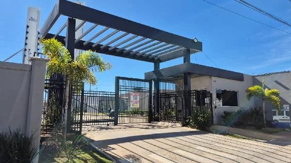 Apartamento - 2 Quartos - Uberaba - Ocupado — foto 2