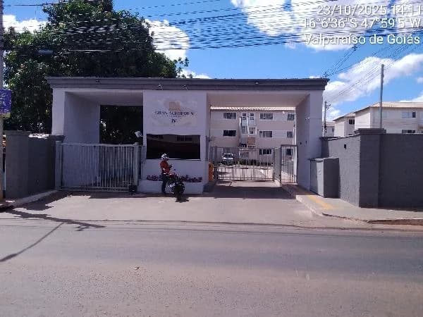 Apartamento - 2 Quartos - Valparaiso de Goias - Desocupado — foto 2
