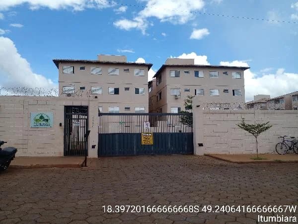 Apartamento - 2 Quartos - Itumbiara - Ocupado — foto 2